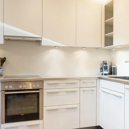 Guestready - Serene Retreat In Stillorgan Grove