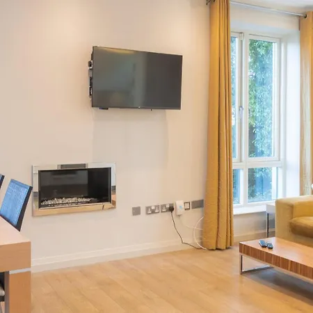 Guestready - Serene Retreat In Stillorgan Grove *